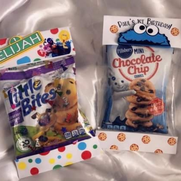 Cookie Party Favors | Clear Chip Bags | Personalized | Set of 8 - Picture 1 of 3